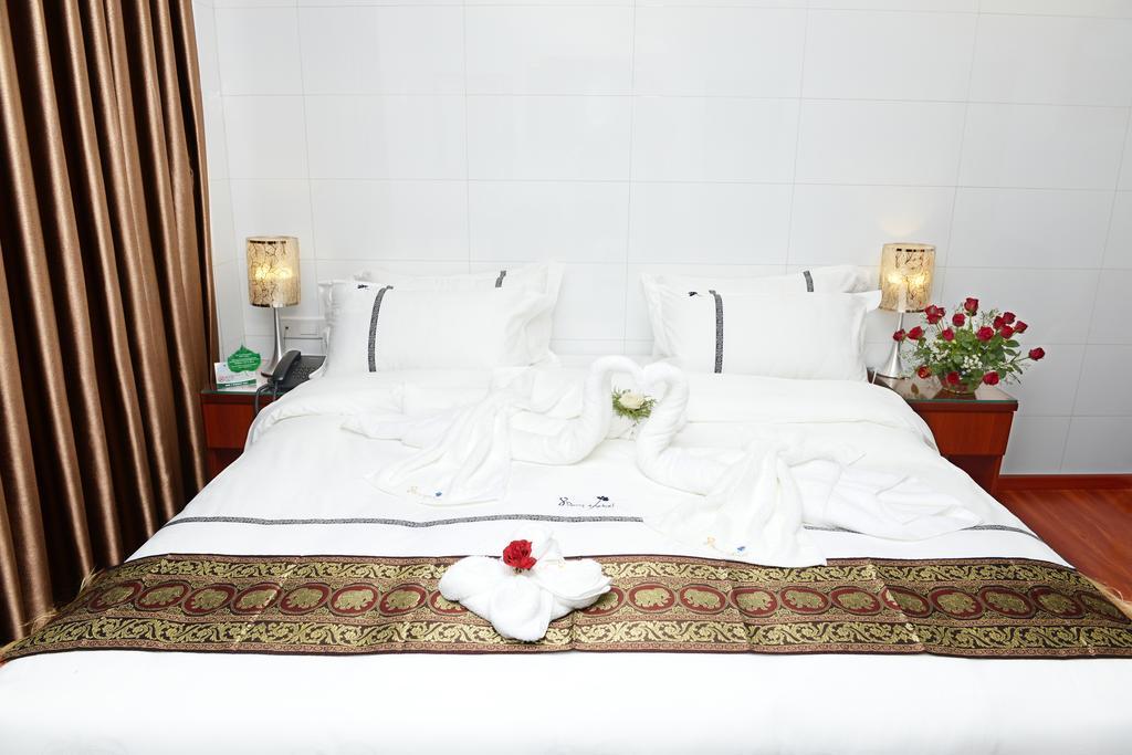 8Day Hotel Yangon Rum bild