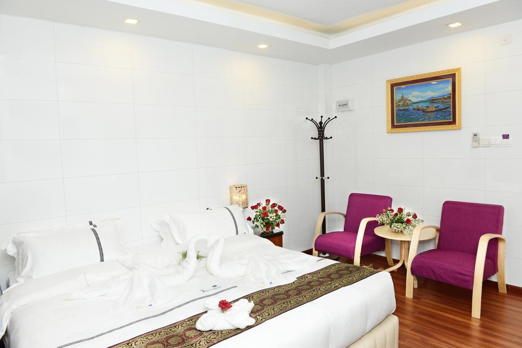 8Day Hotel Yangon Rum bild