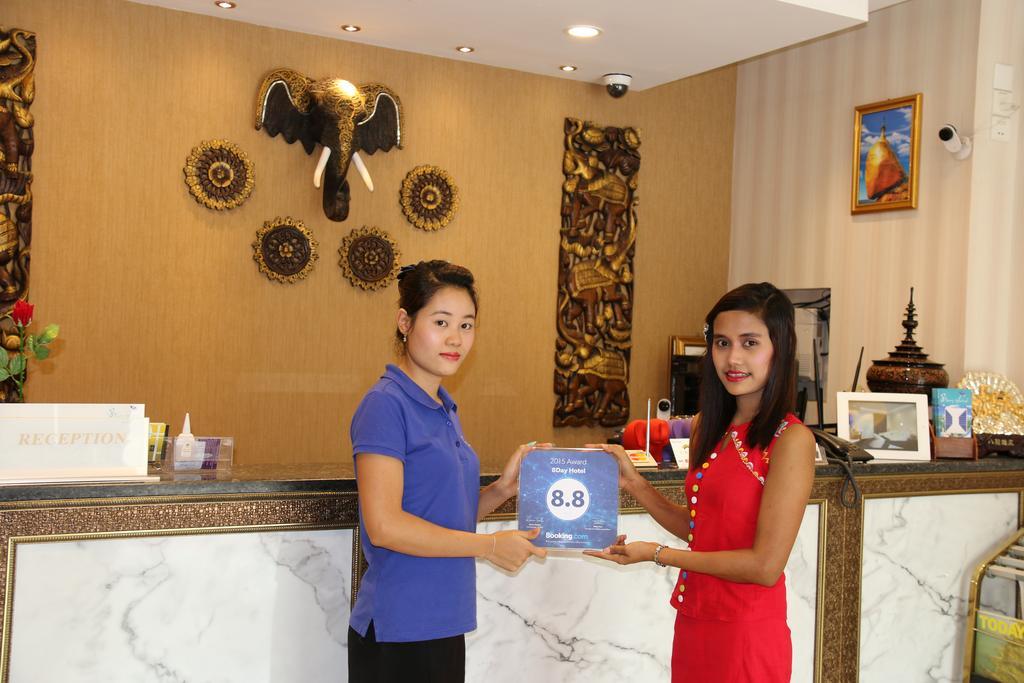 8Day Hotel Yangon Exteriör bild
